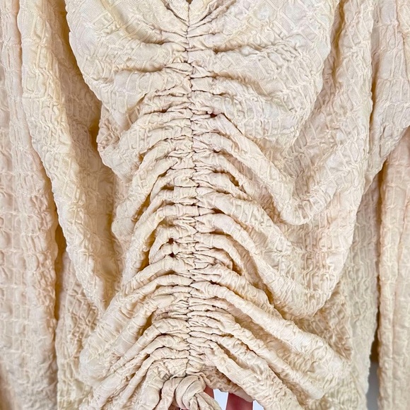 BKE Willow Root Textured Cinch Tie Blouse Cream Size Small - Picture 6 of 11